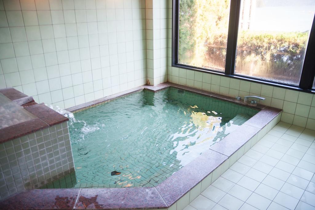 מלון Wakasa  湖上館パムコ מראה חיצוני תמונה